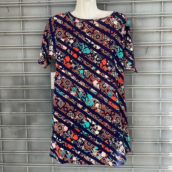 LulaRoe Geometric  & Floral Printed Perfect T High Low Top-#0225 - Picture 7 of 12